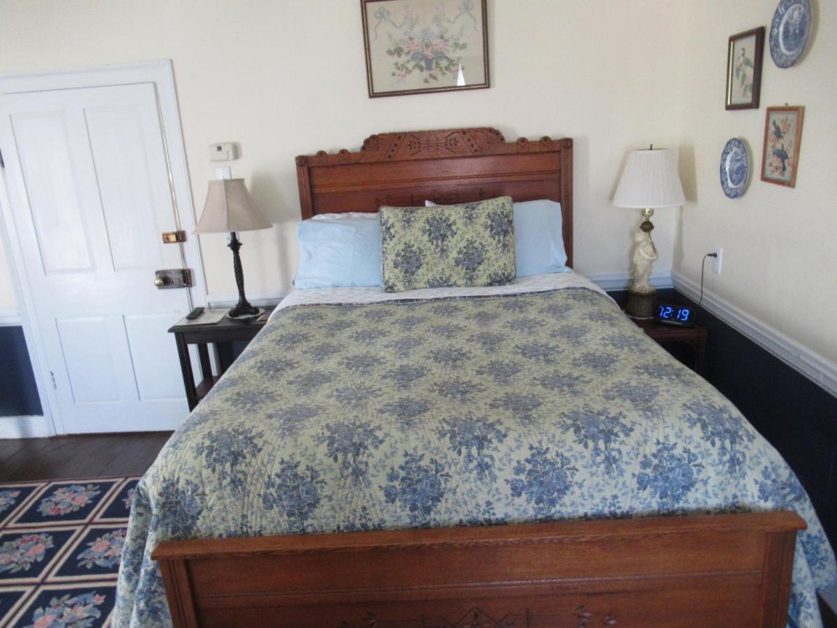 Carrier Houses Bed & Breakfast Rutherfordton Kültér fotó