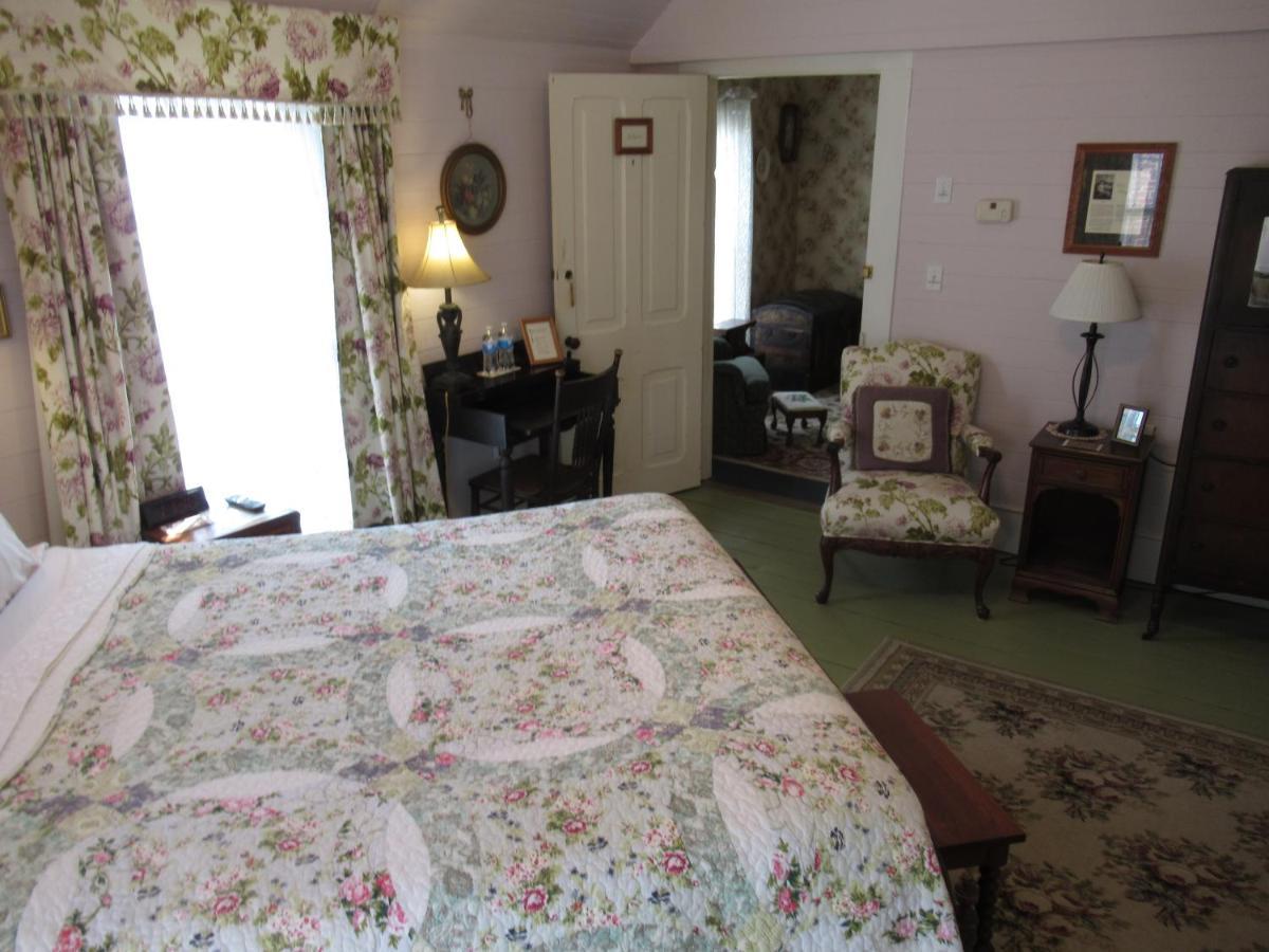 Carrier Houses Bed & Breakfast Rutherfordton Kültér fotó