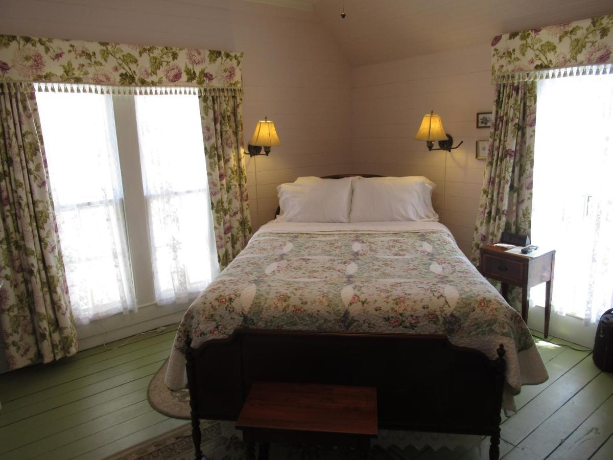 Carrier Houses Bed & Breakfast Rutherfordton Kültér fotó