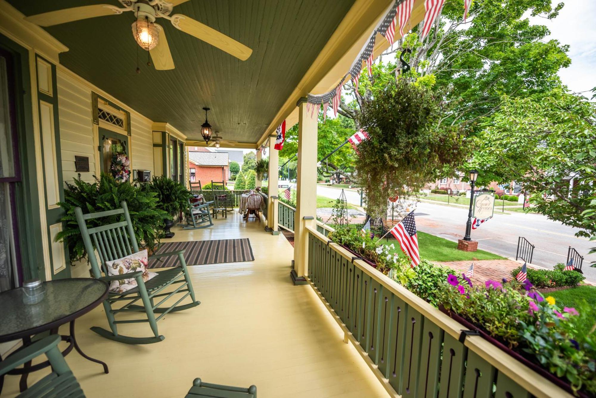 Carrier Houses Bed & Breakfast Rutherfordton Kültér fotó