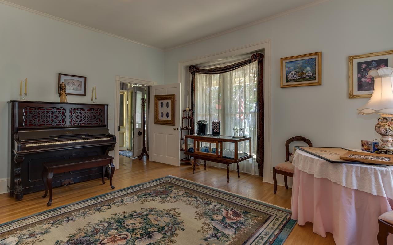 Carrier Houses Bed & Breakfast Rutherfordton Kültér fotó